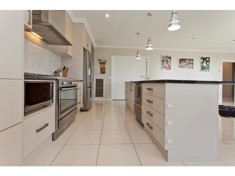 39 Lawson Circuit, Lavington NSW 2641