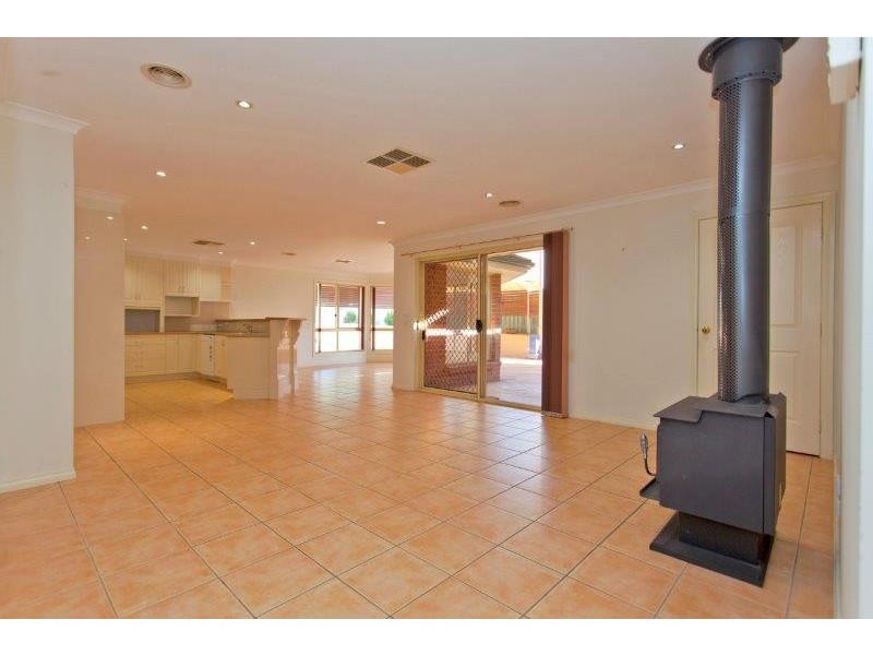 23 Lanaghan Street, Glenroy NSW 2640