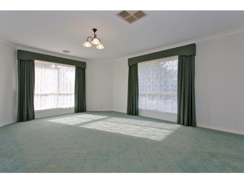 23 Lanaghan Street, Glenroy NSW 2640