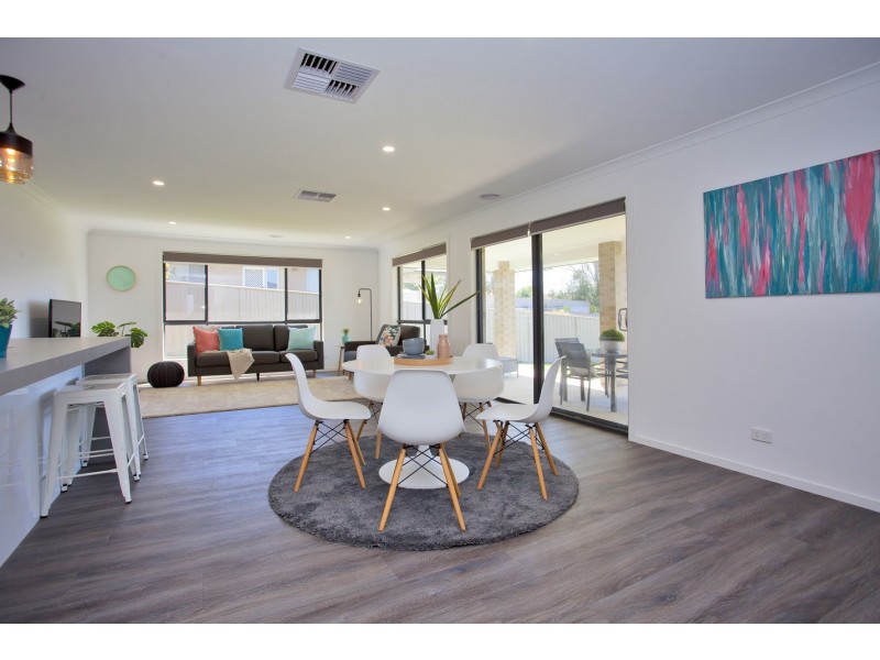 262 Vickers Road, Lavington NSW 2641