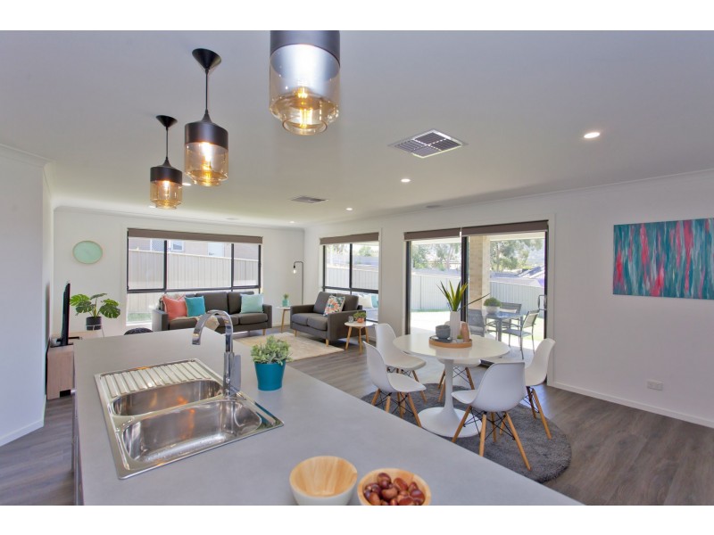 262 Vickers Road, Lavington NSW 2641