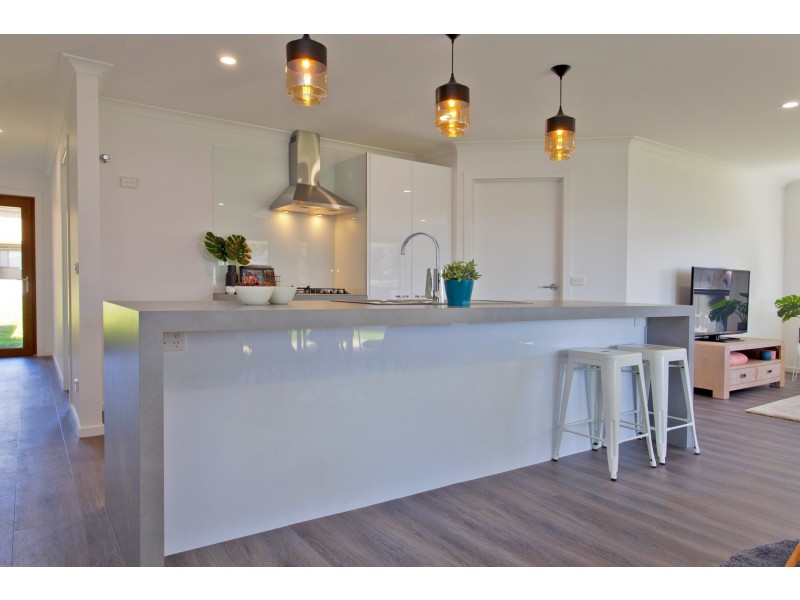 262 Vickers Road, Lavington NSW 2641