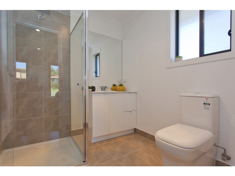 262 Vickers Road, Lavington NSW 2641