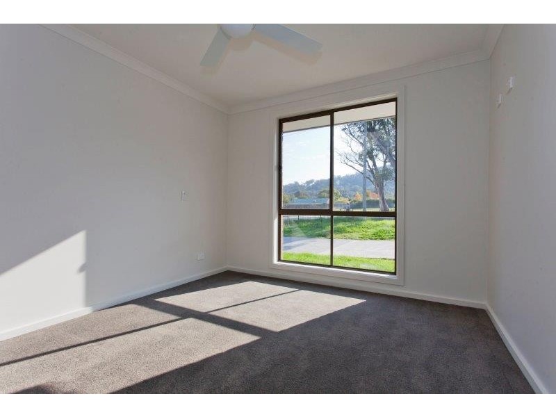 4/320 Kaitlers Road, Lavington NSW 2641