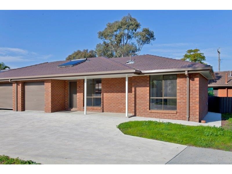 4/320 Kaitlers Road, Lavington NSW 2641