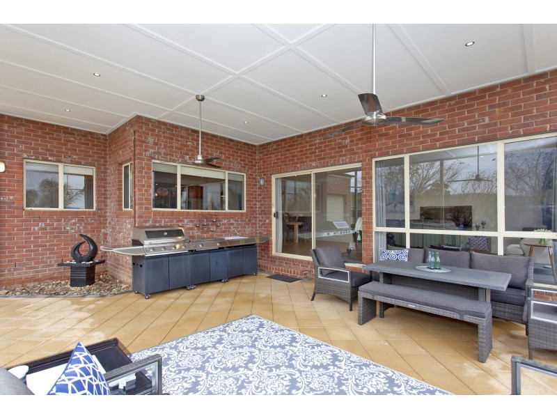 55 Chad Terrace, Glenroy NSW 2640