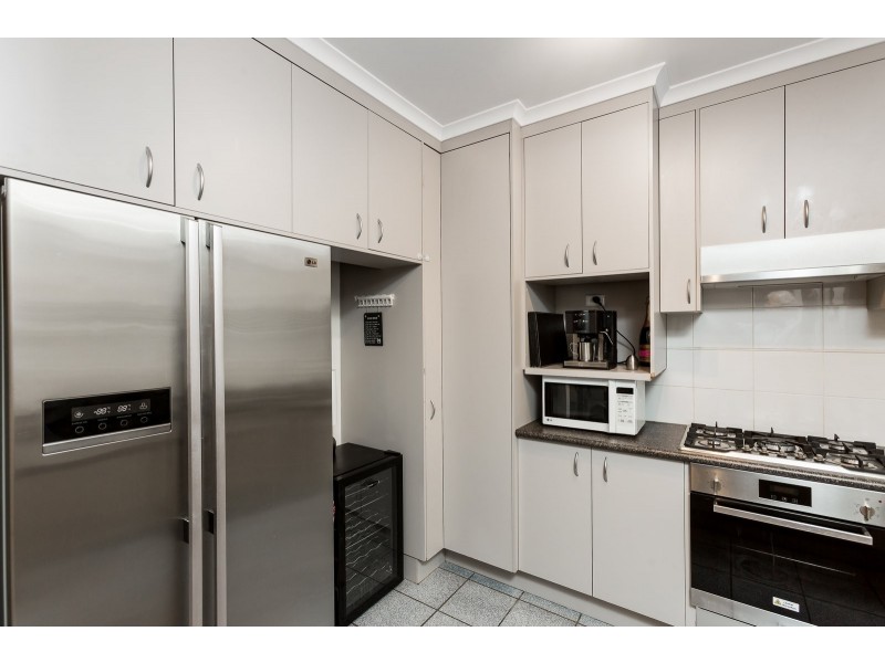 6 Titan Court, Lavington NSW 2641