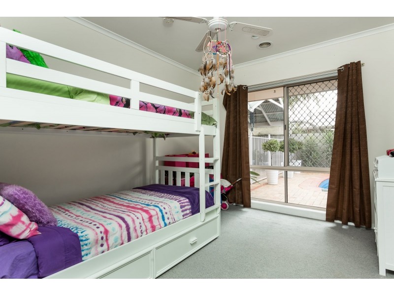 6 Titan Court, Lavington NSW 2641