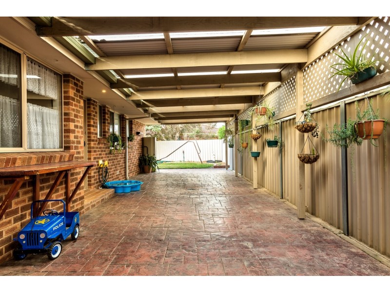 6 Titan Court, Lavington NSW 2641