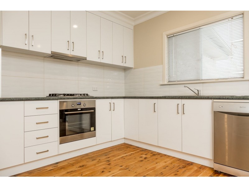 569 Heathwood Avenue, Lavington NSW 2641