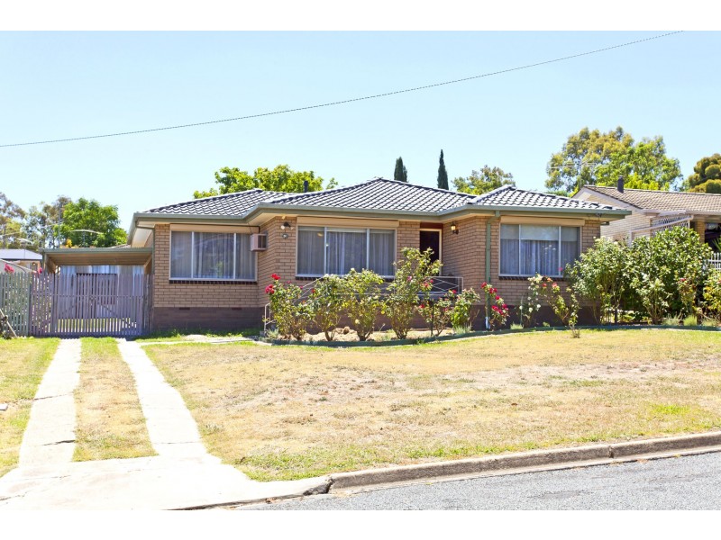 294 Cheyenne Drive, Lavington NSW 2641