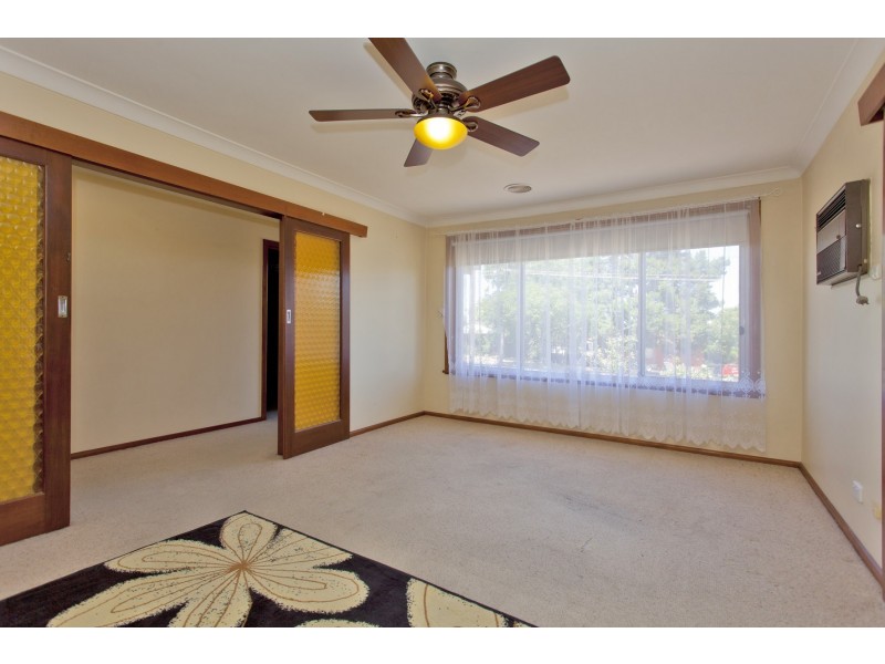 294 Cheyenne Drive, Lavington NSW 2641