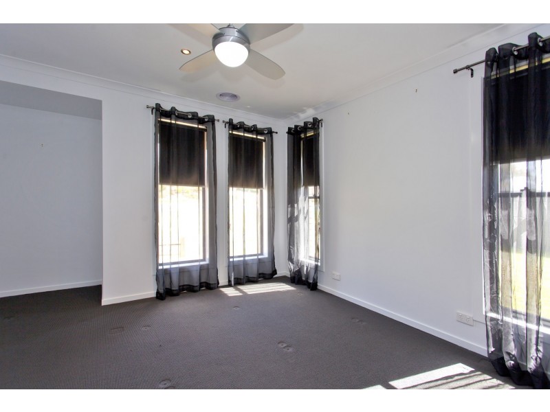 58 Wellington Drive, Thurgoona NSW 2640