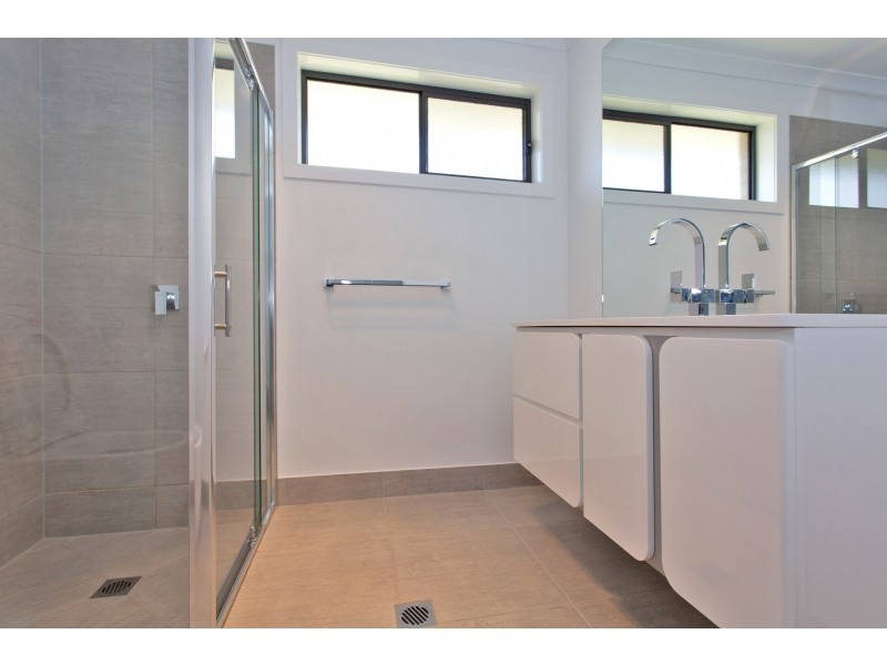 58 Wellington Drive, Thurgoona NSW 2640