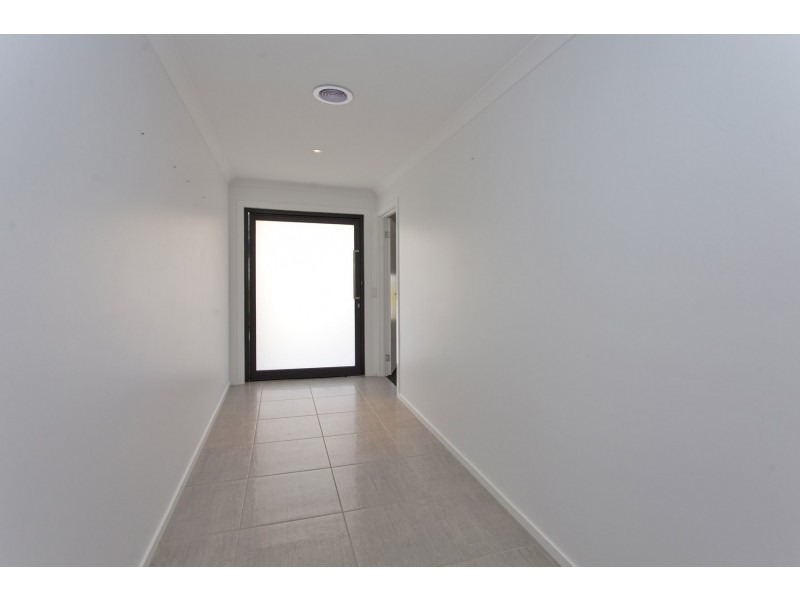 58 Wellington Drive, Thurgoona NSW 2640