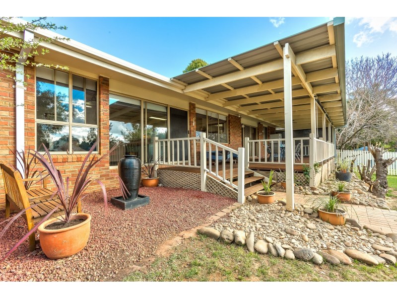 16 Mahogany Court, Thurgoona NSW 2640