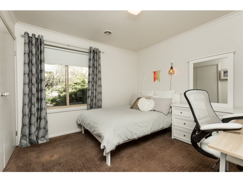 16 Mahogany Court, Thurgoona NSW 2640