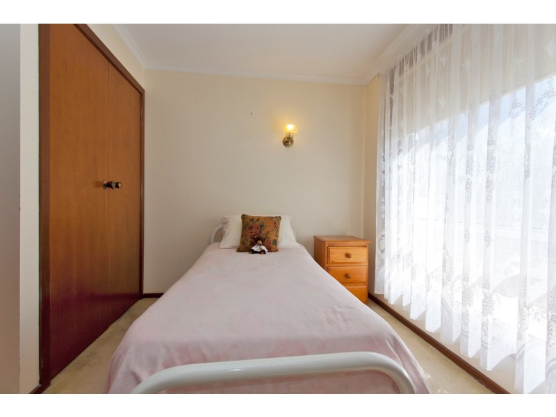 1/421 Bevan Street, Lavington NSW 2641