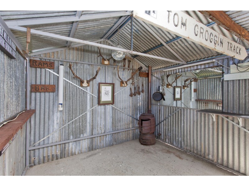 27 Hotham Circuit, Thurgoona NSW 2640