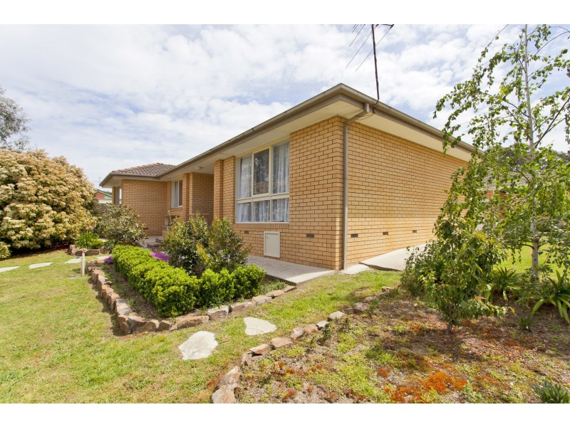 27 Hotham Circuit, Thurgoona NSW 2640