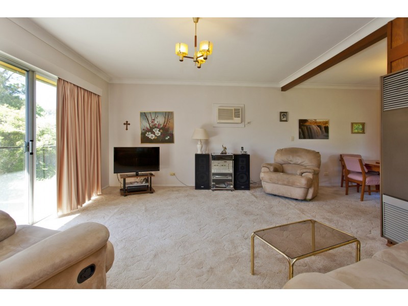 557 Hague Street, Lavington NSW 2641