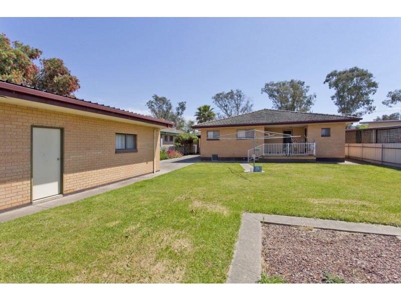 519 Kaitlers Road, Lavington NSW 2641