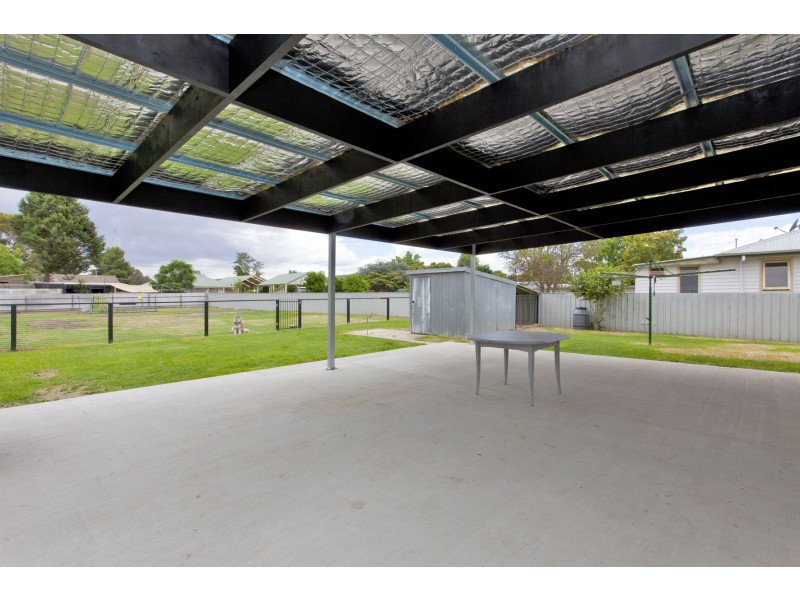 602 Welsh Street, Lavington NSW 2641