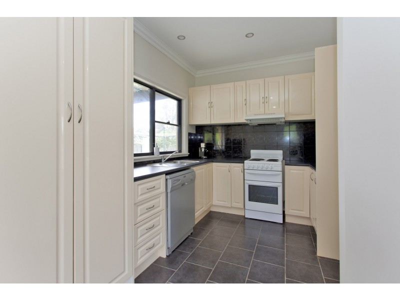 602 Welsh Street, Lavington NSW 2641