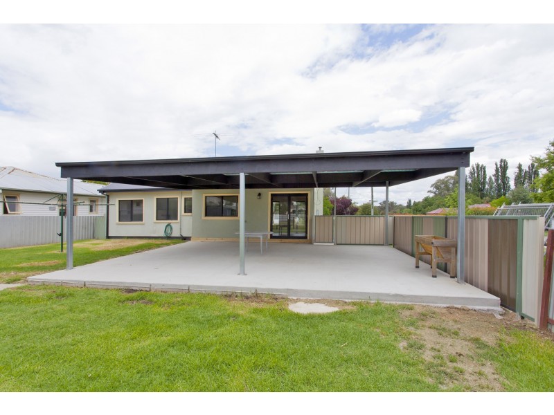 602 Welsh Street, Lavington NSW 2641