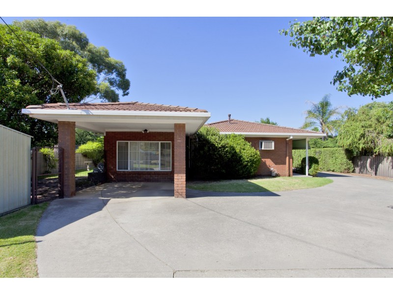 1/549 Roach Street, Lavington NSW 2641