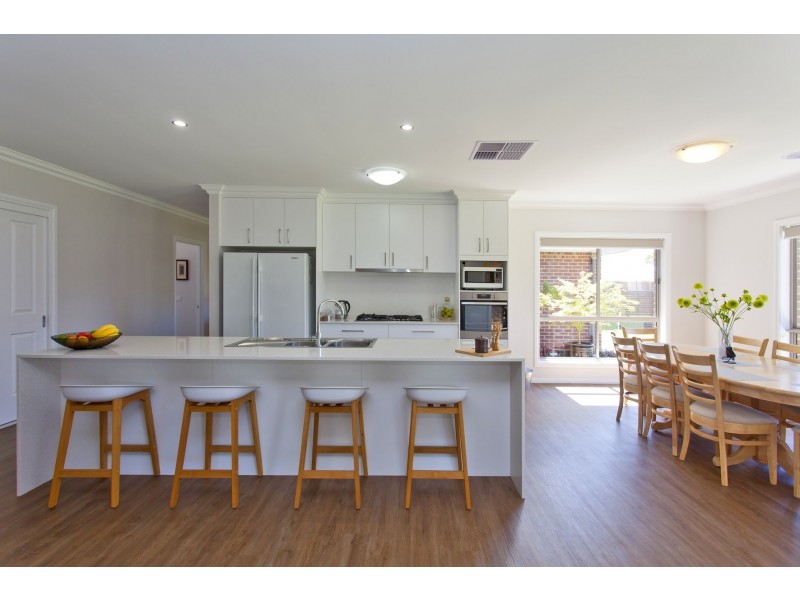 65 Litchfield Drive, Thurgoona NSW 2640