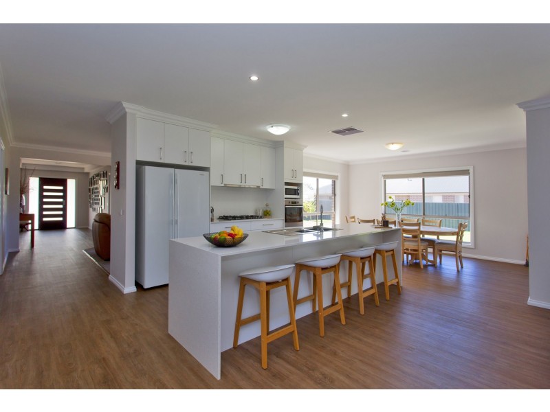 65 Litchfield Drive, Thurgoona NSW 2640