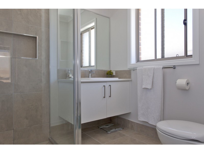 65 Litchfield Drive, Thurgoona NSW 2640