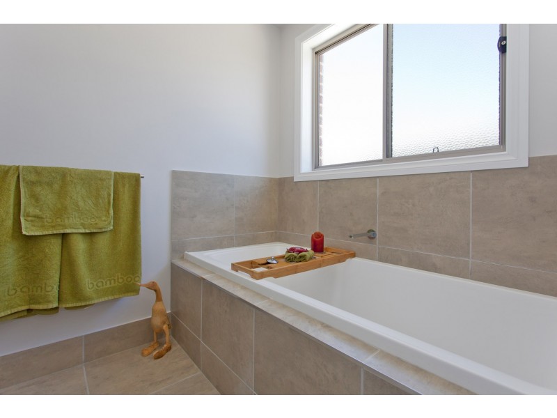 65 Litchfield Drive, Thurgoona NSW 2640