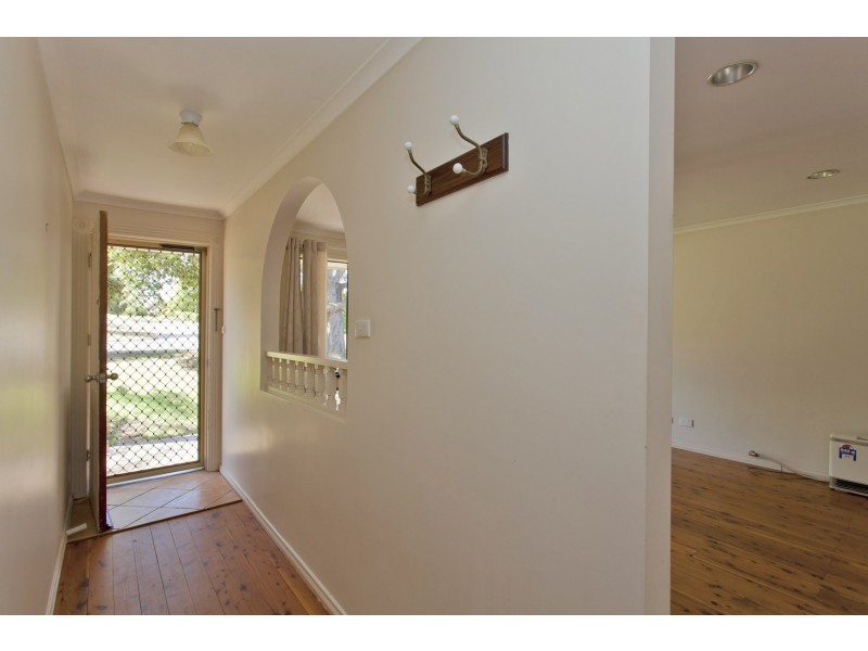 62 Sunset Drive, West Albury NSW 2640