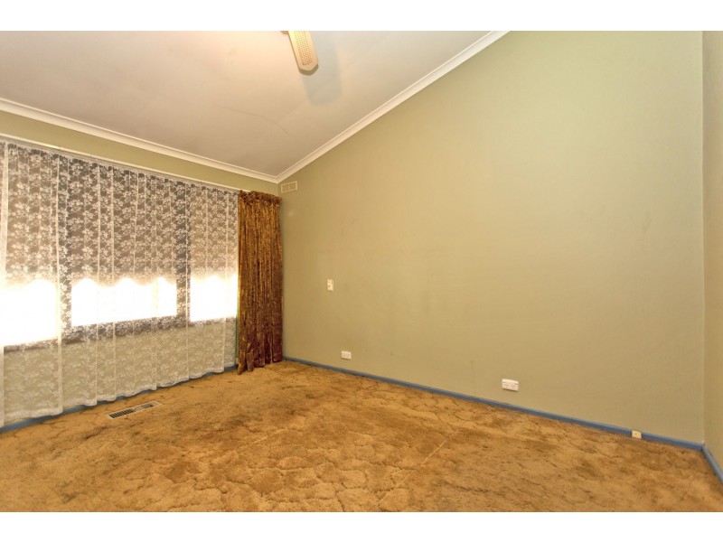 23 Kosciuszko Road, Thurgoona NSW 2640