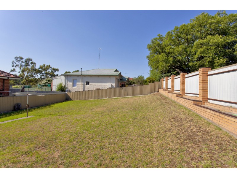 597 Poole Street, Albury NSW 2640