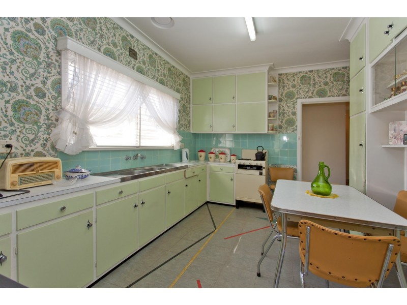 597 Poole Street, Albury NSW 2640