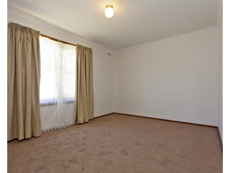 13 Jacaranda Street, West Albury NSW 2640