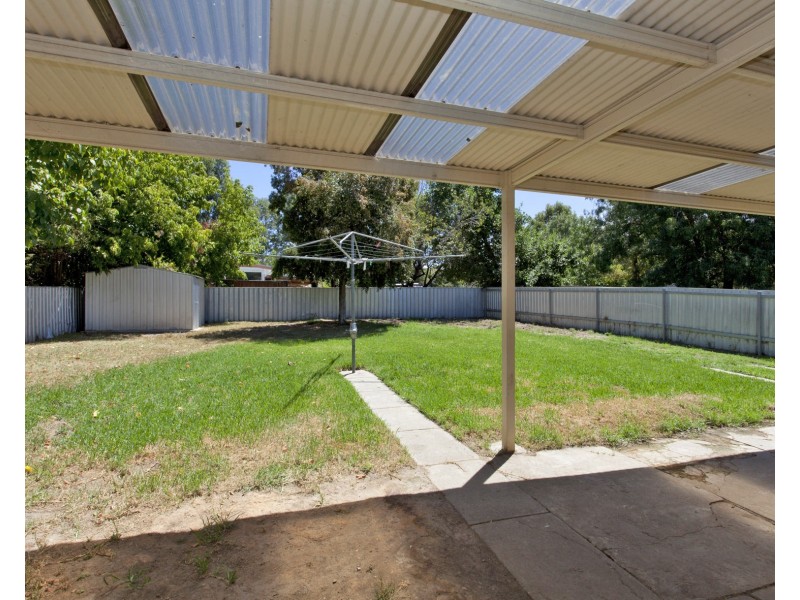 13 Jacaranda Street, West Albury NSW 2640