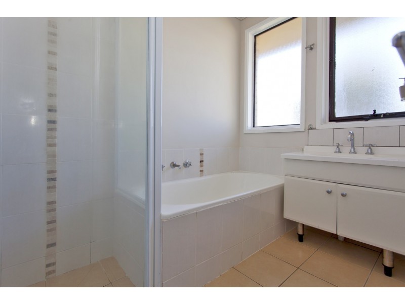 6 Aruma Crescent, Springdale Heights NSW 2641