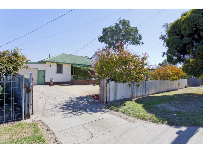 1051 Wingara Street, North Albury NSW 2640