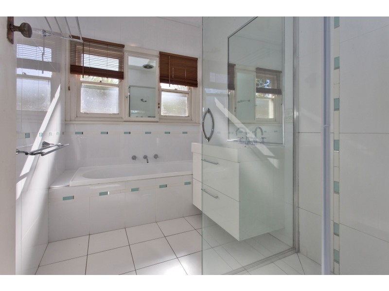 1054 Waugh Road, North Albury NSW 2640