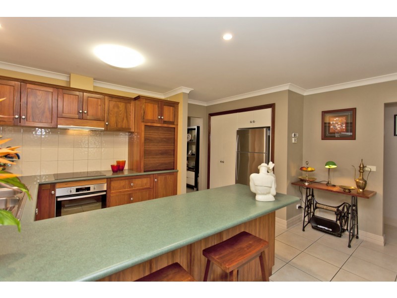 23 Wattle Way, West Albury NSW 2640