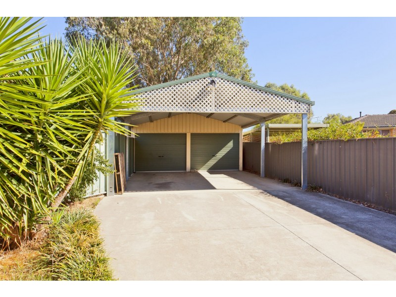 4 Budginigi Place, Thurgoona NSW 2640