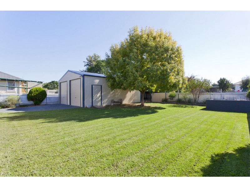 226 Swan Street, North Albury NSW 2640