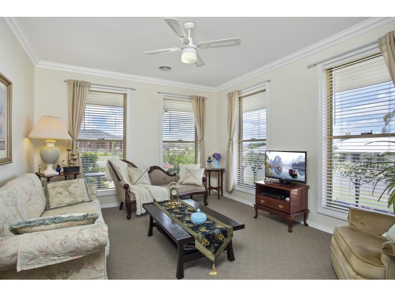 66 Honeyeater Circuit, Thurgoona NSW 2640