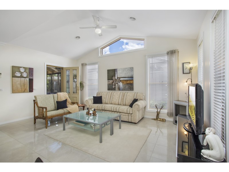 66 Honeyeater Circuit, Thurgoona NSW 2640