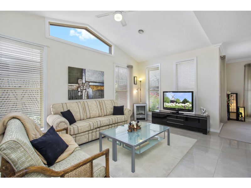 66 Honeyeater Circuit, Thurgoona NSW 2640