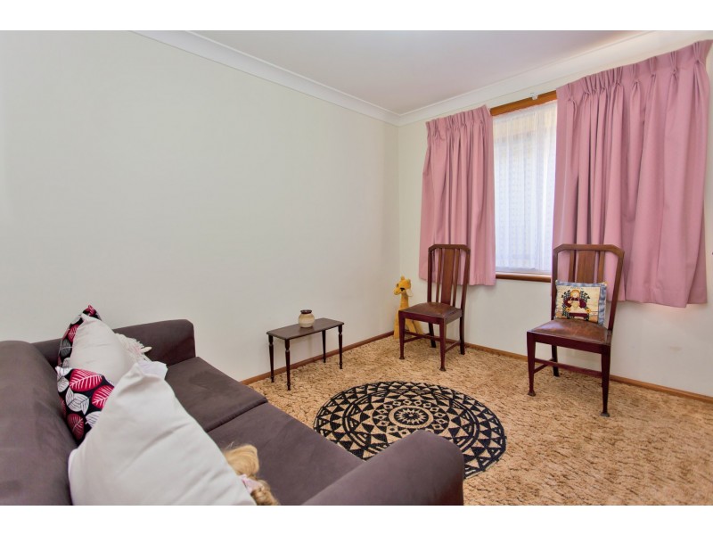 484 McKenzie Street, Lavington NSW 2641